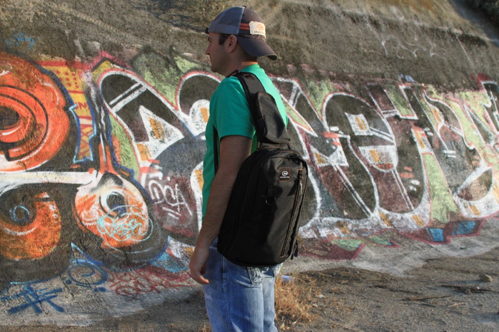 1200x800 messenger bag